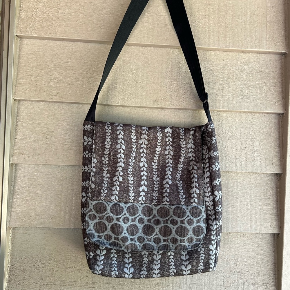 Maruca tapestry shoulder /crossbody bag. Gray tone, Boulder, Colorado